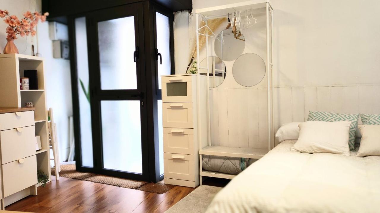 Estudio Barcelona Park Guell Apartment Екстериор снимка